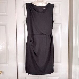 Women’s v-neck ruched sleeveless dress in black, size L NWT